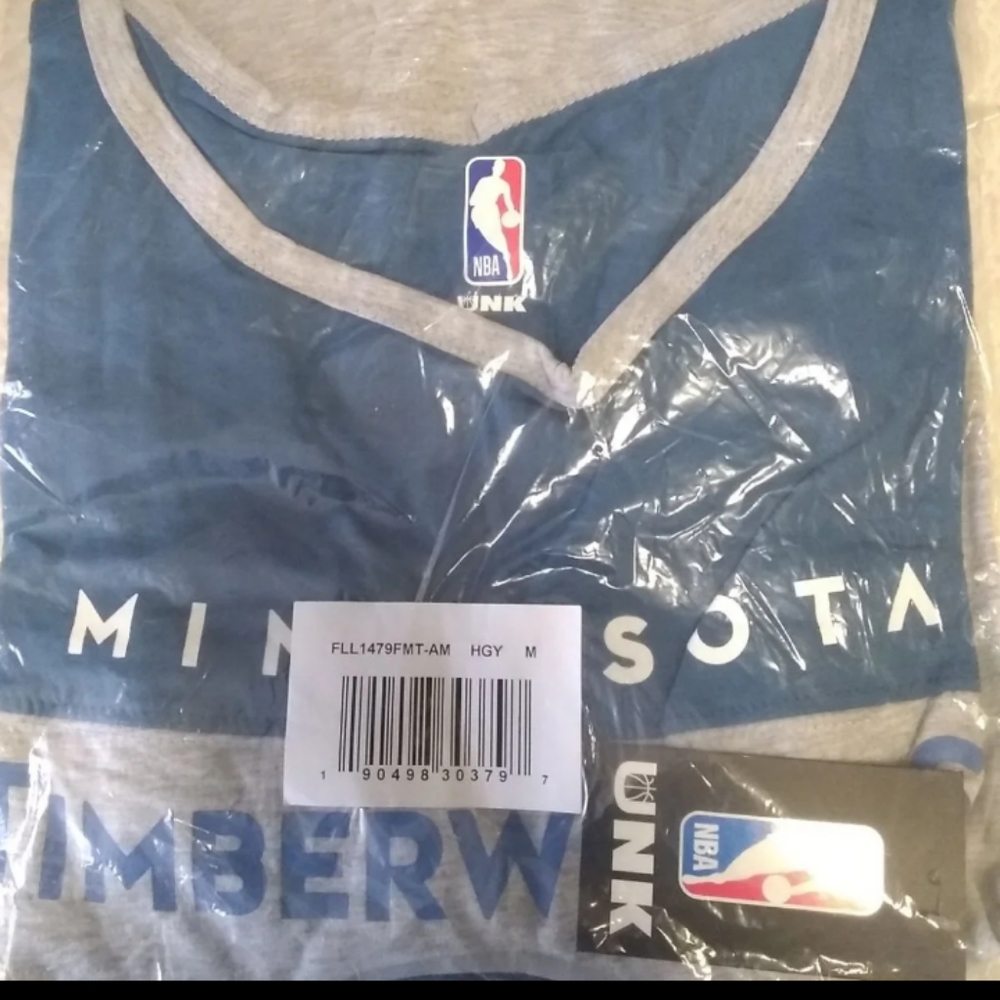 NBA UNK Minnesota Timberwolfs Women's sz M T-Shirt Raglan Baseball 3/4 Sleeve - Picture 10 of 11